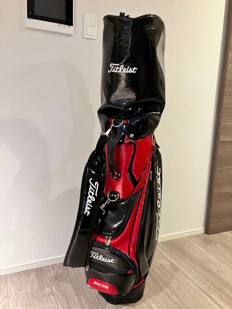 タイトリスト　キャディバック　赤黒（Titleist ）
