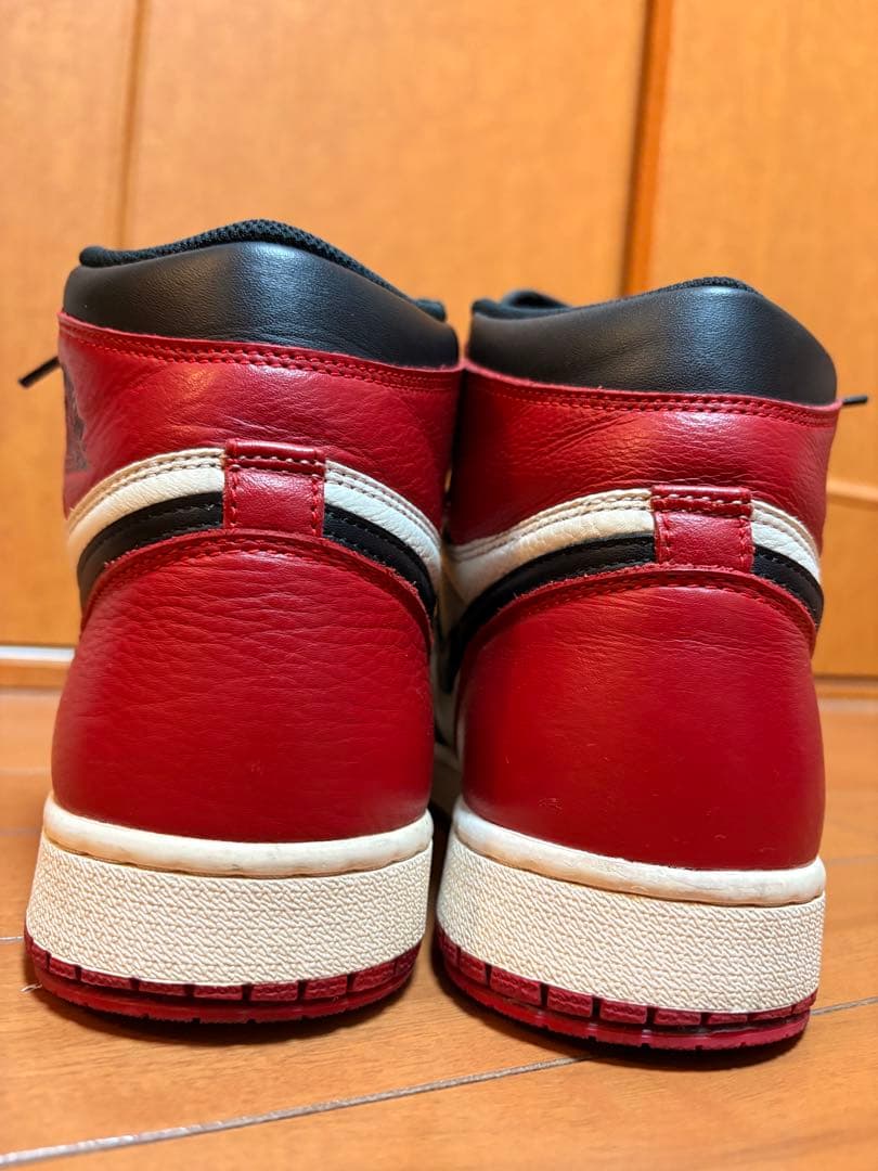 Nike Air Jordan 1 赤/黒/白　555088-610