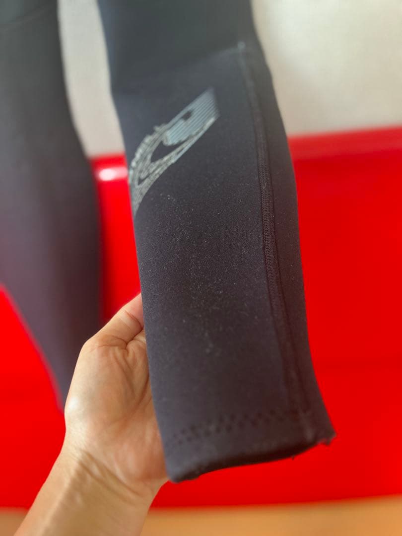 O'Neill ブラック フルスーツ