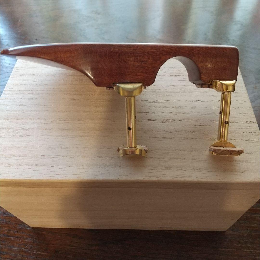 バイオリン顎当て