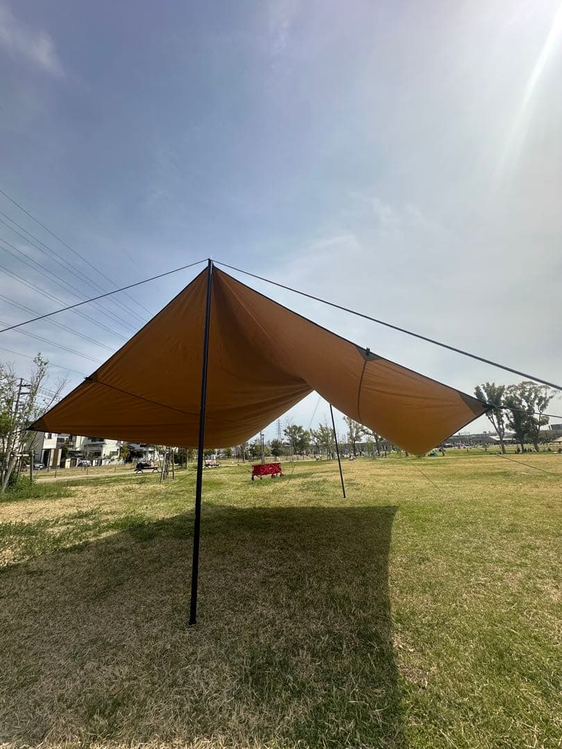 焚き火　可！！ ベージュ タープ・シェード 32ミリポール２本付き