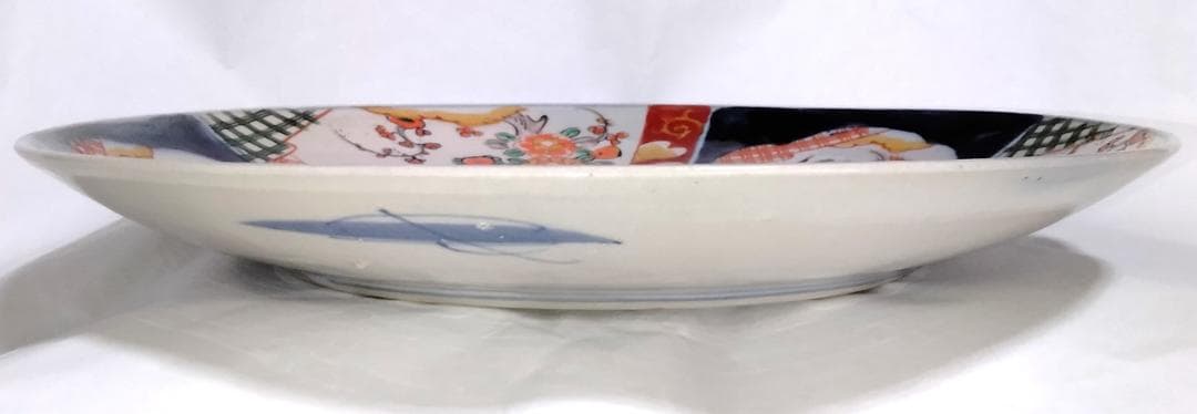 大皿 『椿・菊・梅 (中央丸・周囲六面)』 古伊万里 Aa-110