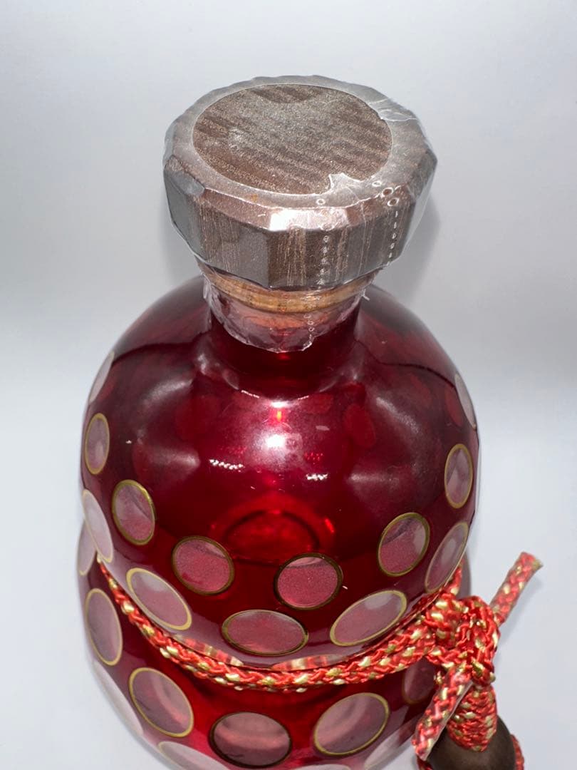 F*s様 霧島　限定　百瑠璃　創業100周年記念　赤瑠璃のみ　希少　未開封　焼酎