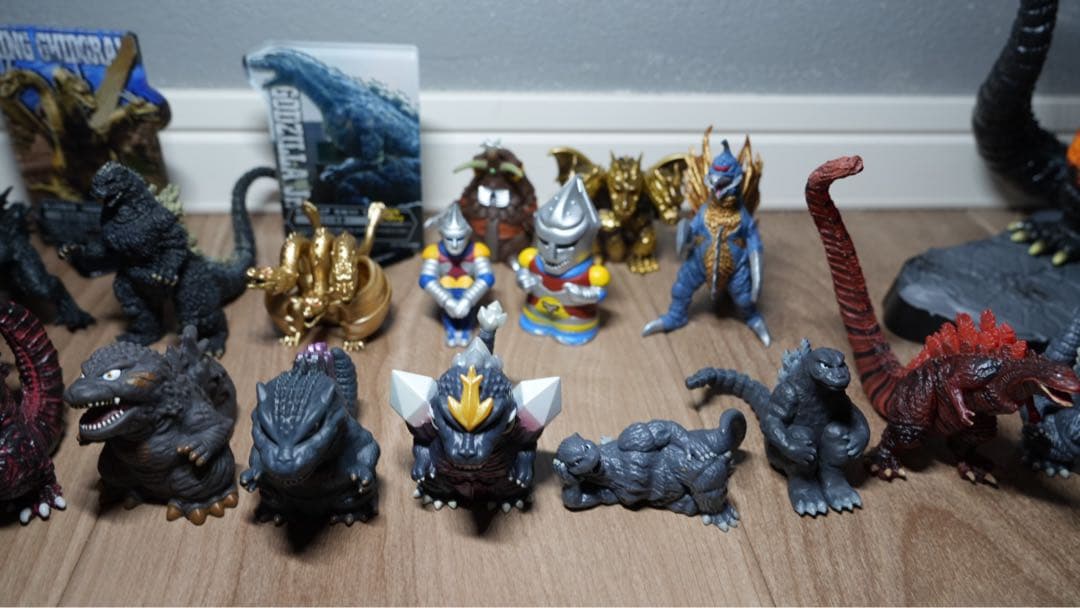 ゴジラ　フィギュア　グッズ　大量まとめ売り