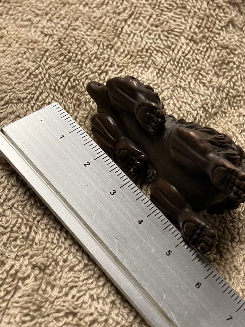 根付け　作者不明　刻印あり　獅子型　彫刻 約10cm