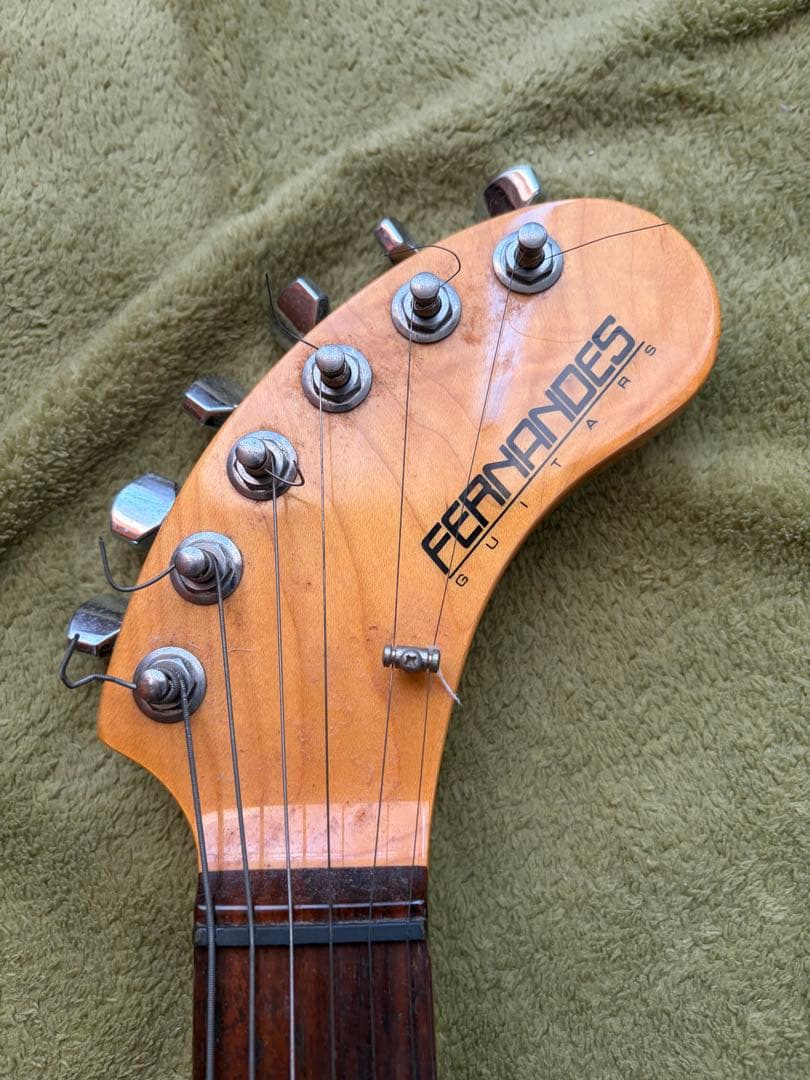 FERNANDES フェルナンデス zo-3 芸達者　サンバースト　ガリ有り