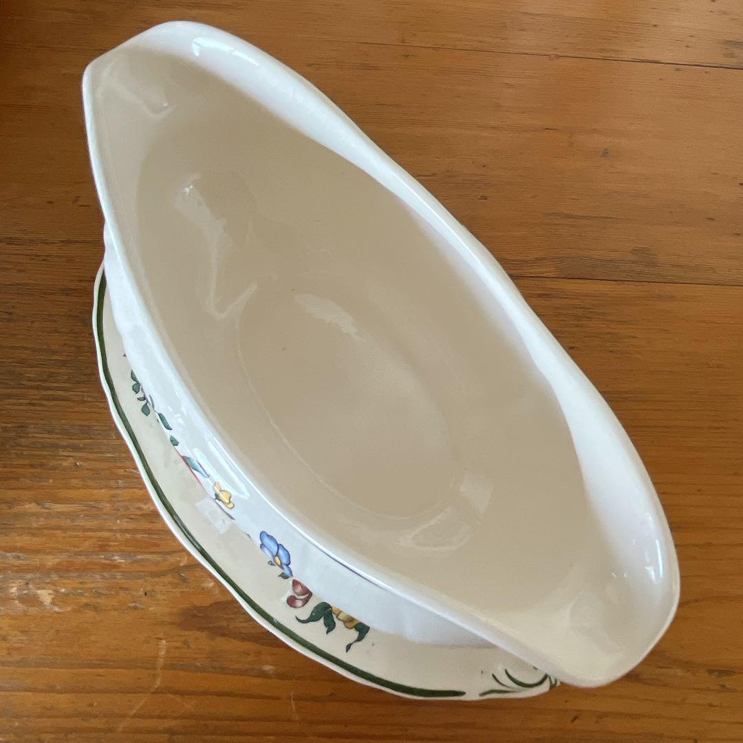 ビレロイボッホ　ストラスブールの花柄ソーシエール