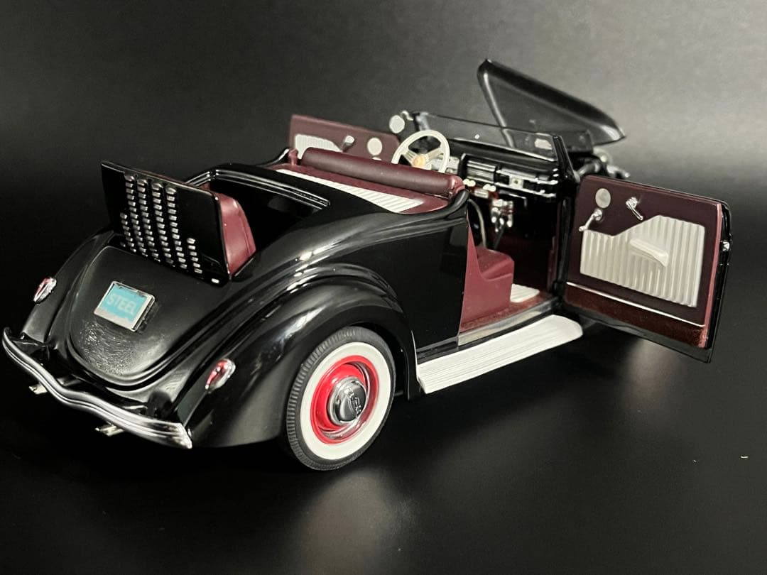 ダンバリーミント 1936 FORD HOT ROD 1/24