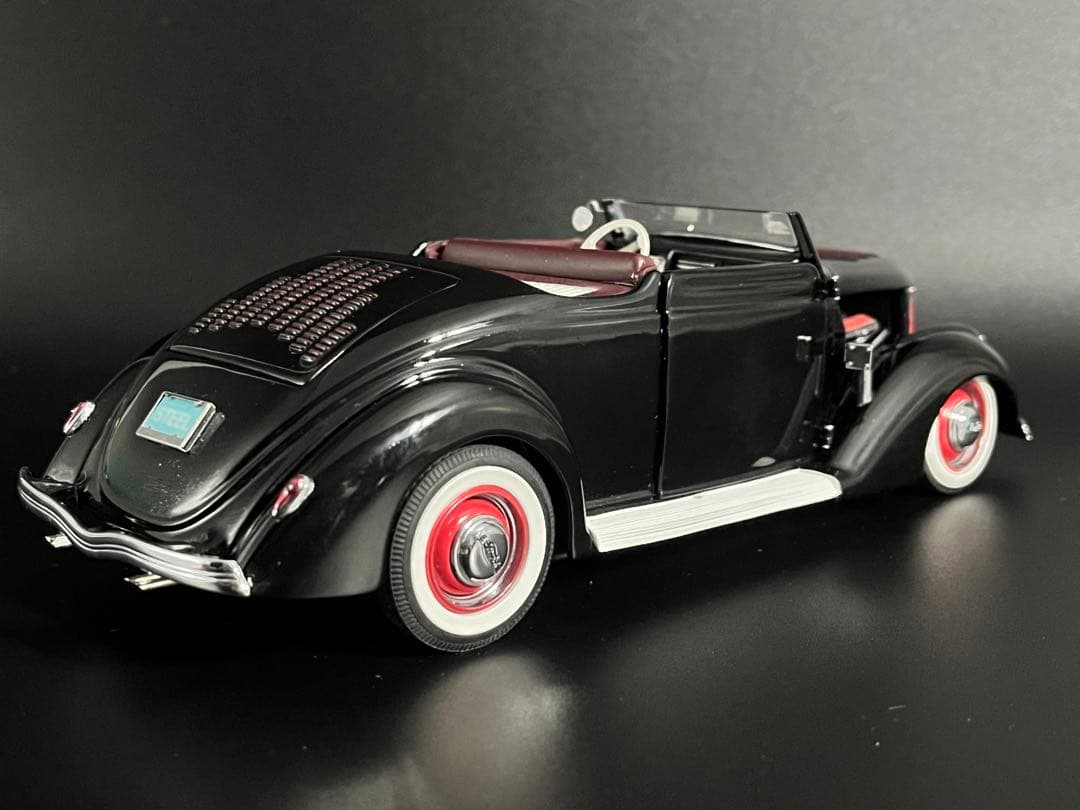 ダンバリーミント 1936 FORD HOT ROD 1/24