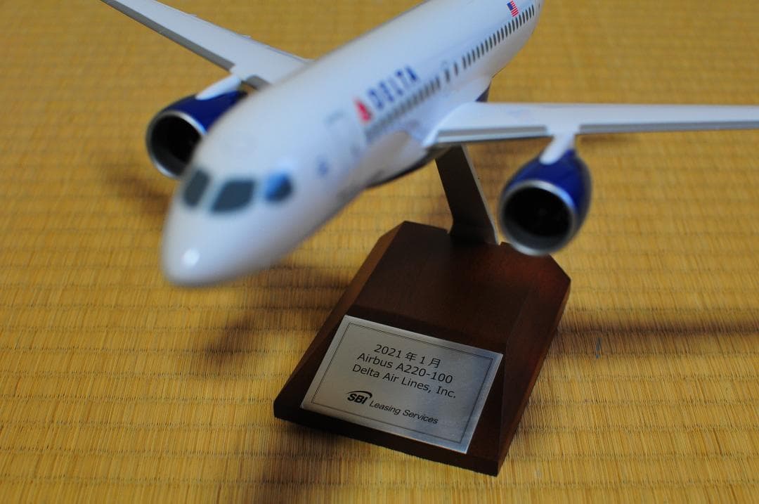 デルタ航空 Airbus A220-100 1/100スケール