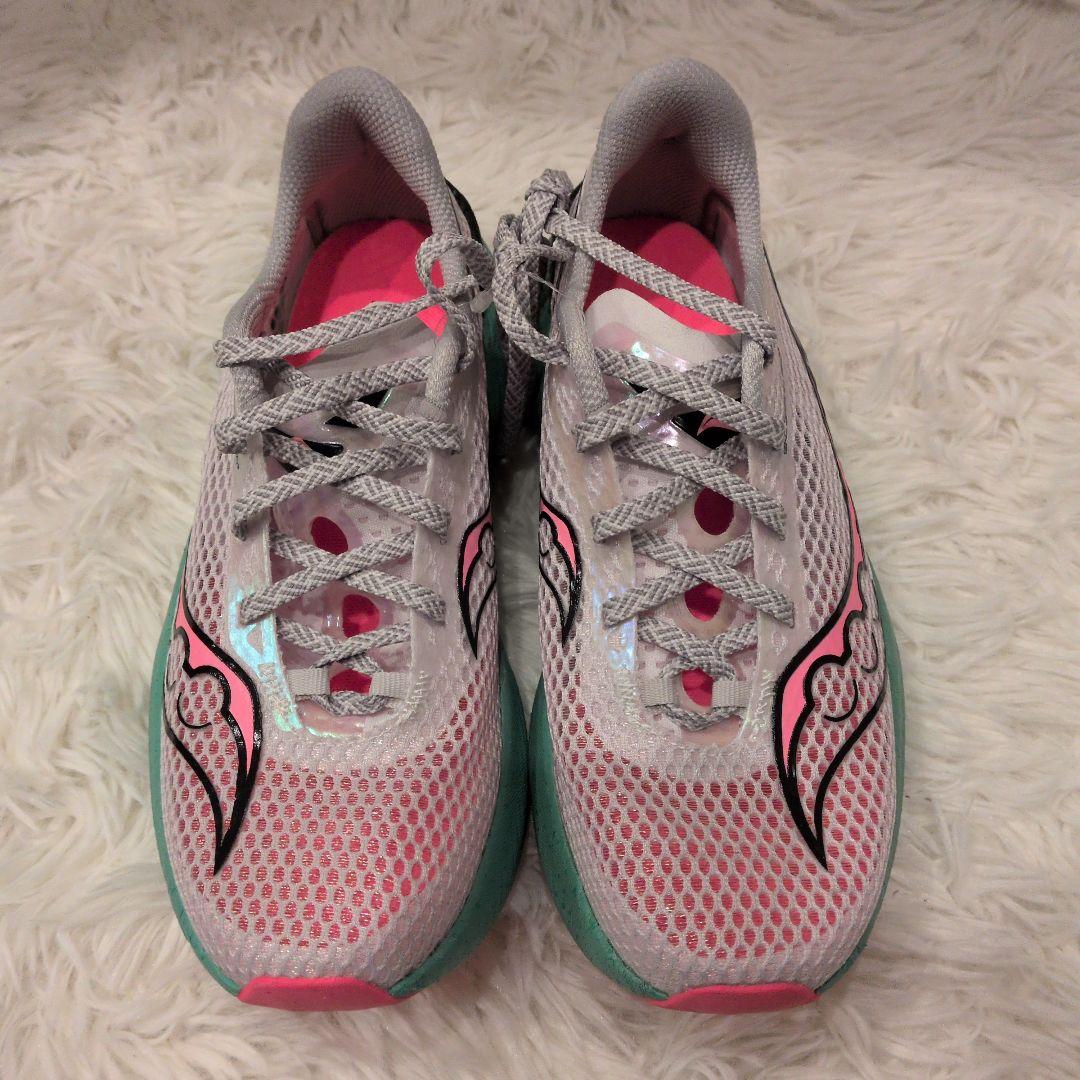 サッカニーエンドルフィンプロ3 23 未使用 マラソン