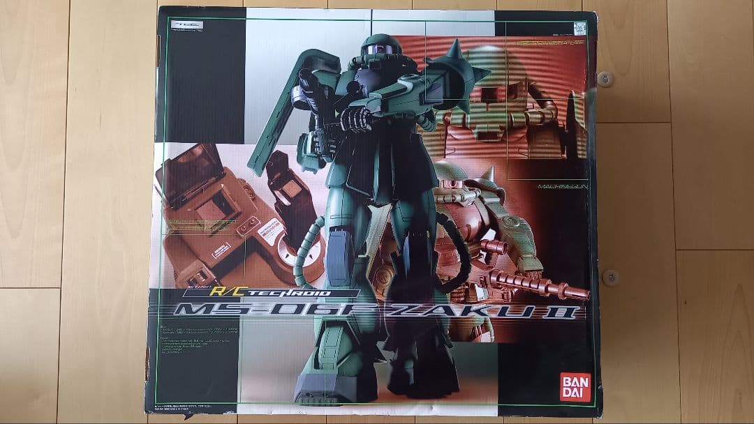 BANDAI RC テックロイド MS-06F ザク Ⅱ　ラジコン