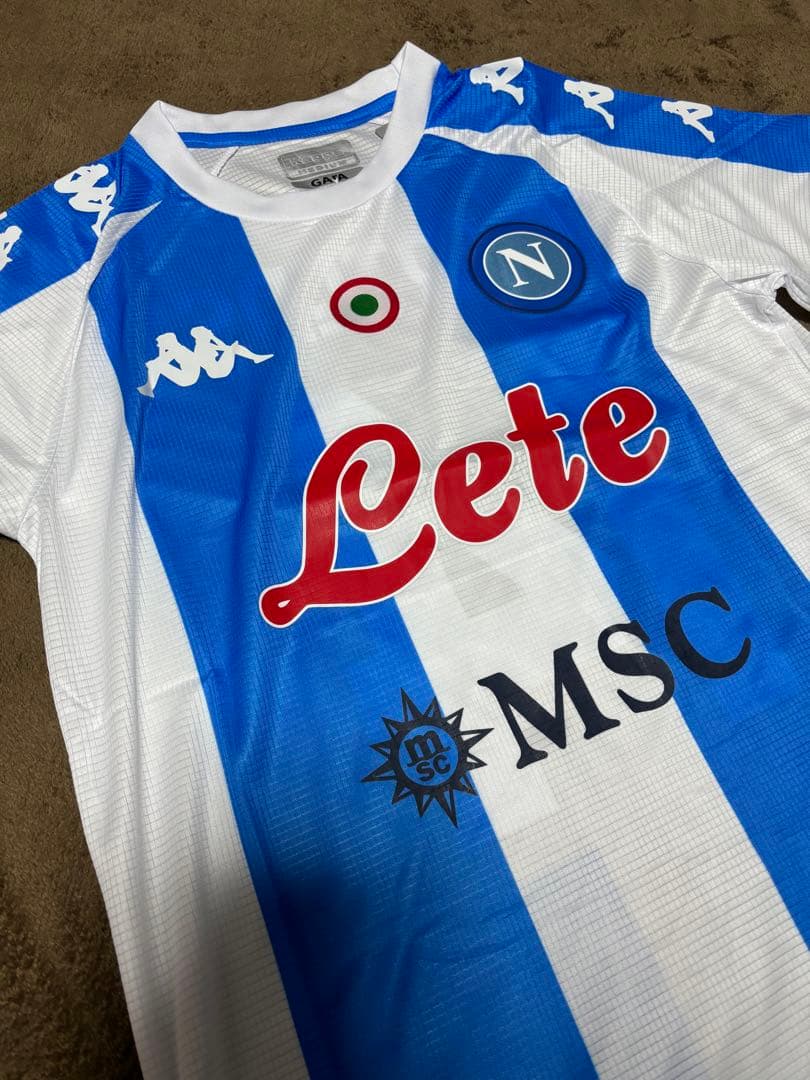 ナポリ インシーニェ　ユニフォーム