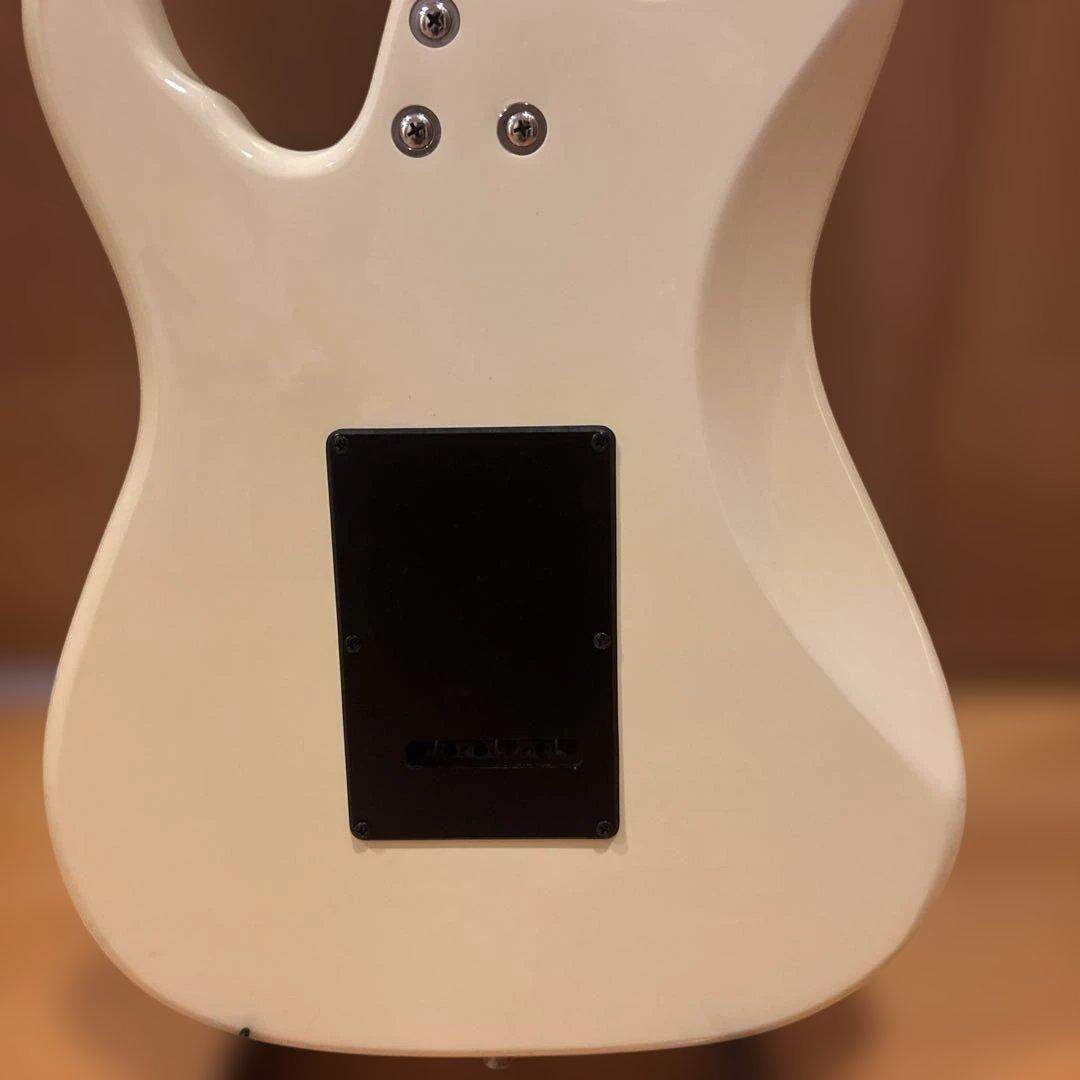 Aria Pro II HELLION Series アーム付 新品弦張替済