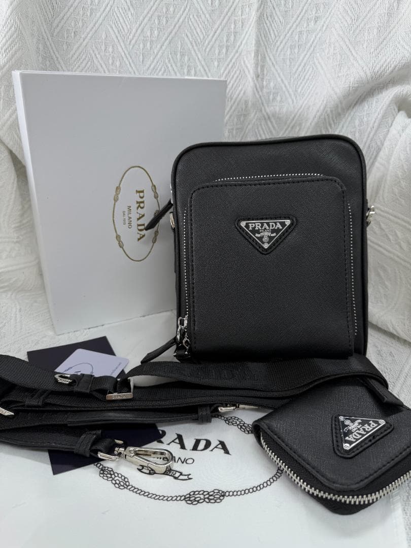 早い者勝ち！ブラック ショルダーバッグ