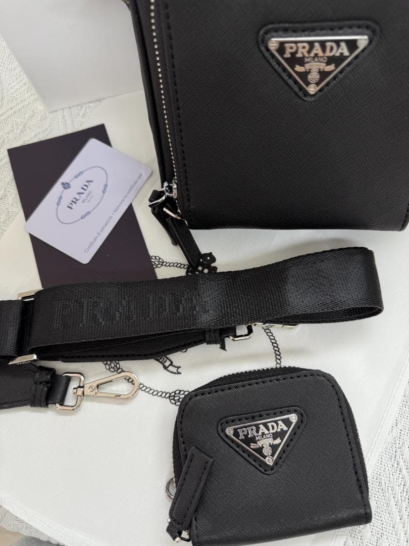 早い者勝ち！ブラック ショルダーバッグ