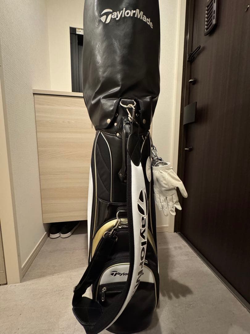テーラーメイド　キャディバッグ　SY202
