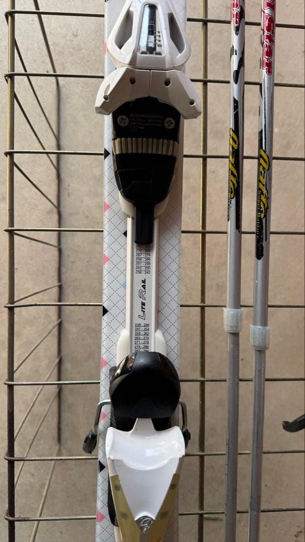 HARTスキー板148cm/ブーツNORDICA 24.0-24.5cm/セット