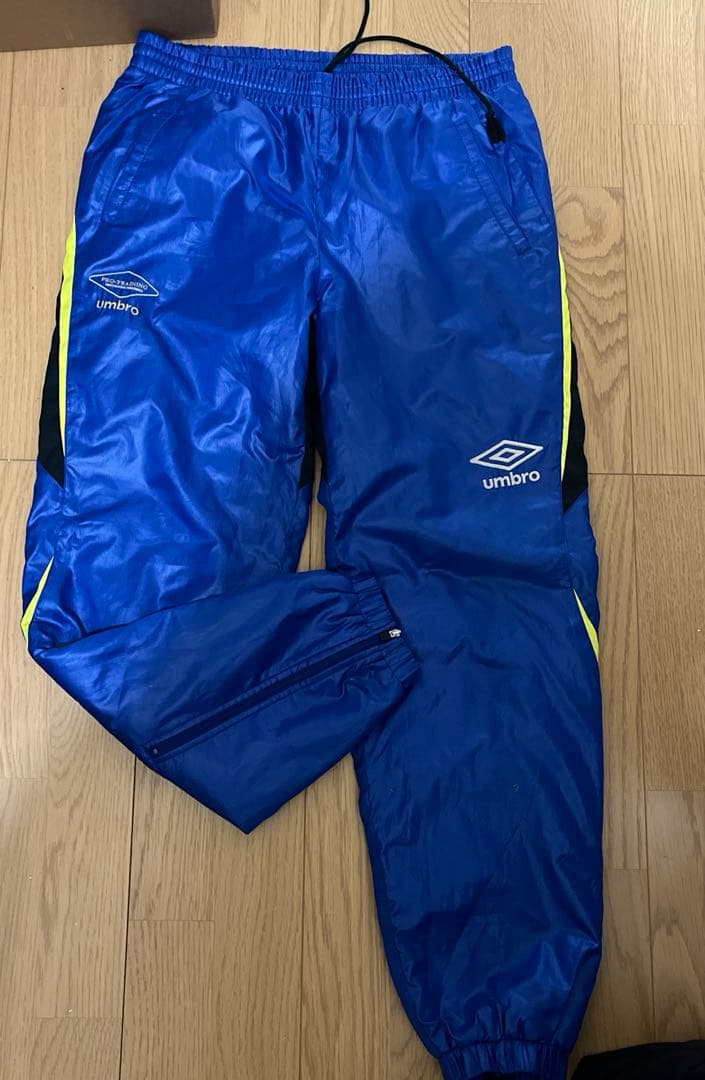 アンブロ　ピステ　上下　160