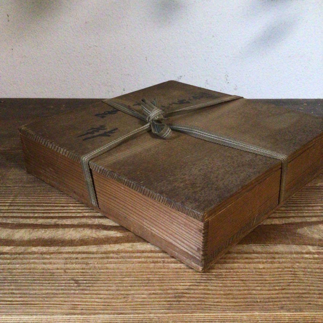 No4388 二代真清水蔵六(泥中庵) 椿図　菓子盆　共箱　送料無料