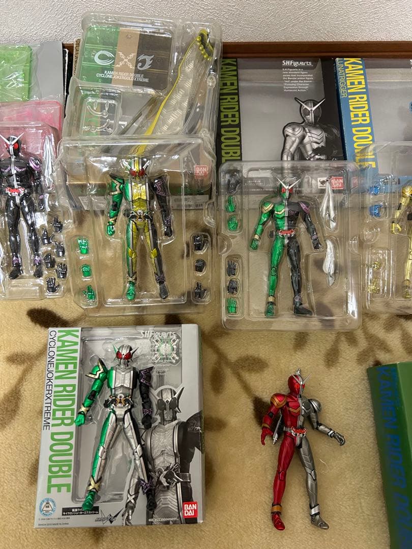 shフィギュアーツ 仮面ライダーｗ　17体