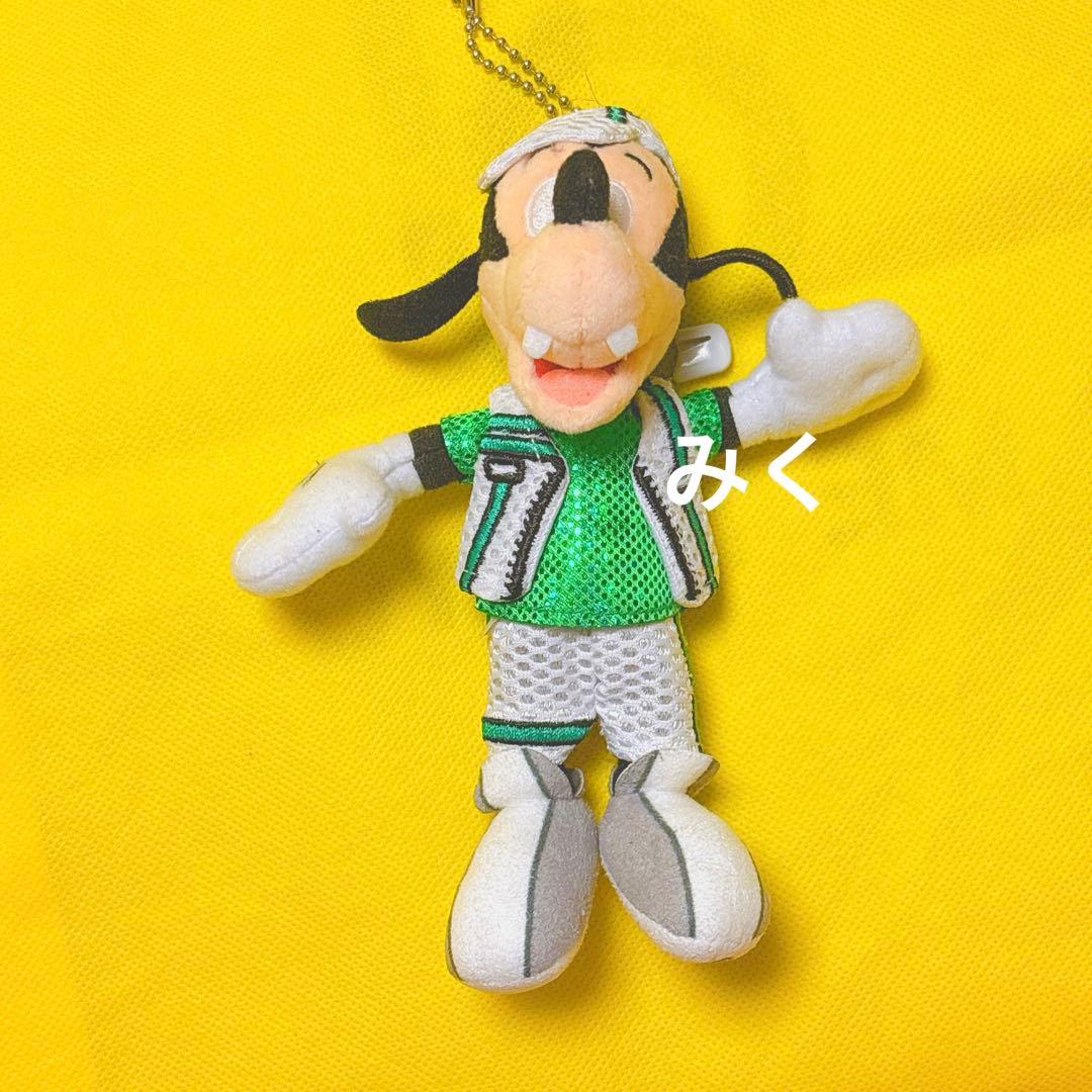 東京ディズニーランド　クラブマウスビート　マックス　ぬいぐるみバッジ