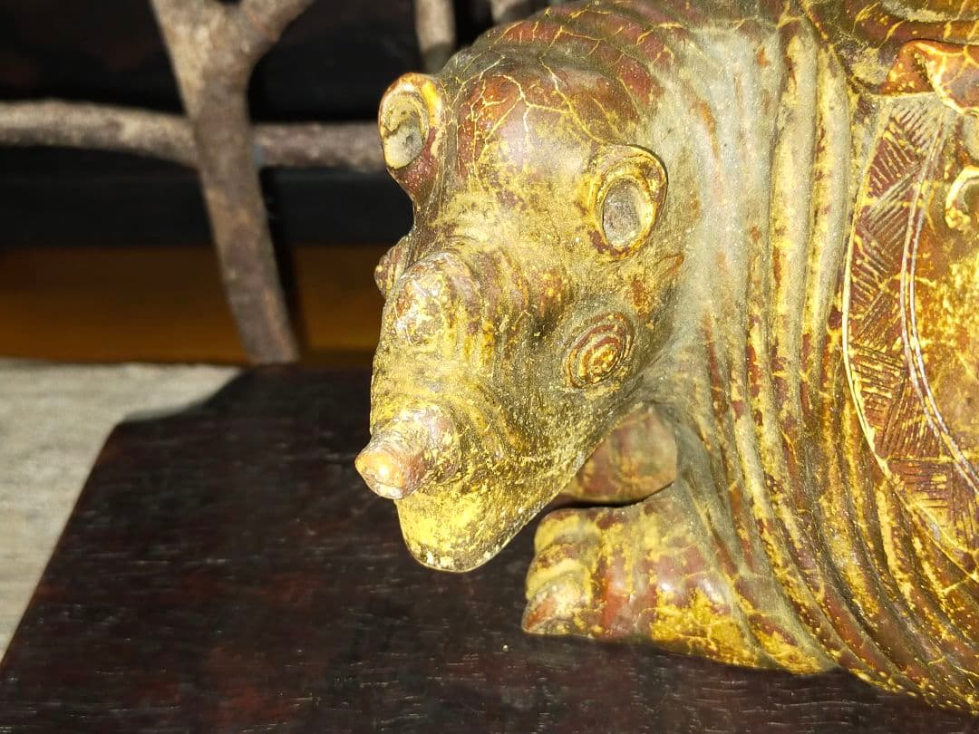 ♥値下げ！中国　石彫　彫刻作品　２．５ｋｇ　獣　達磨　石製　骨董　古玩