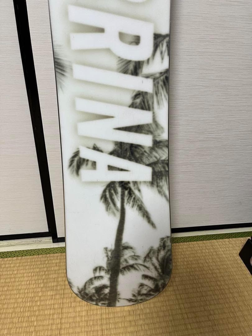 サブリナ　SABRINA 139cm スノボー　スノーボード　グラトリ