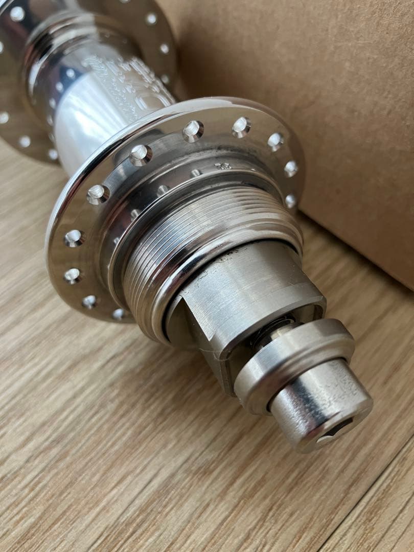 white industries ENO エキセントリックハブ　130mm 新品