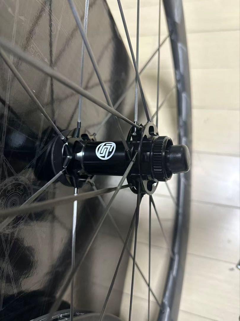 LUN HYPER D45 2023 カーボンホイール 新品