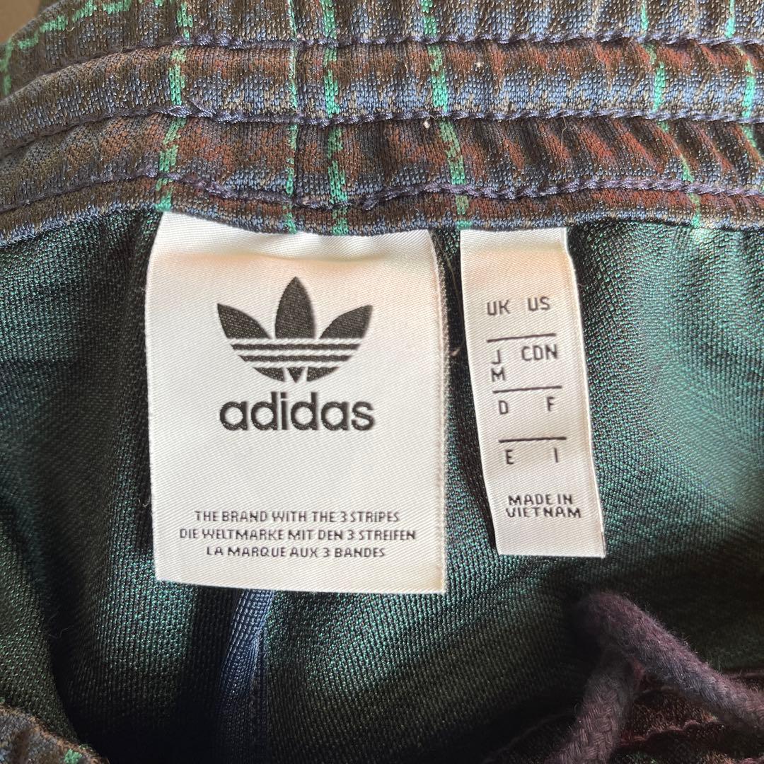 adidas トレフォイルロゴ　チェック柄 トレーニングパンツ