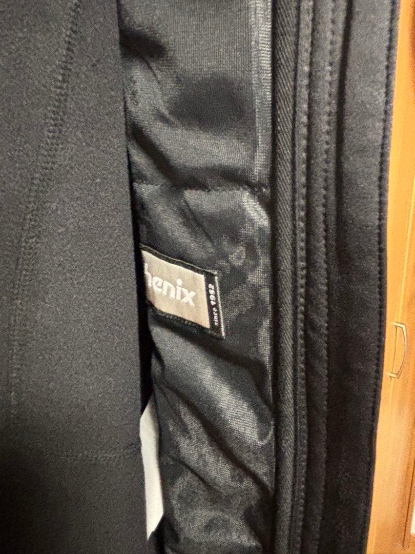 phenix フード付き［スキーウェア ］ミドルレイヤー黒