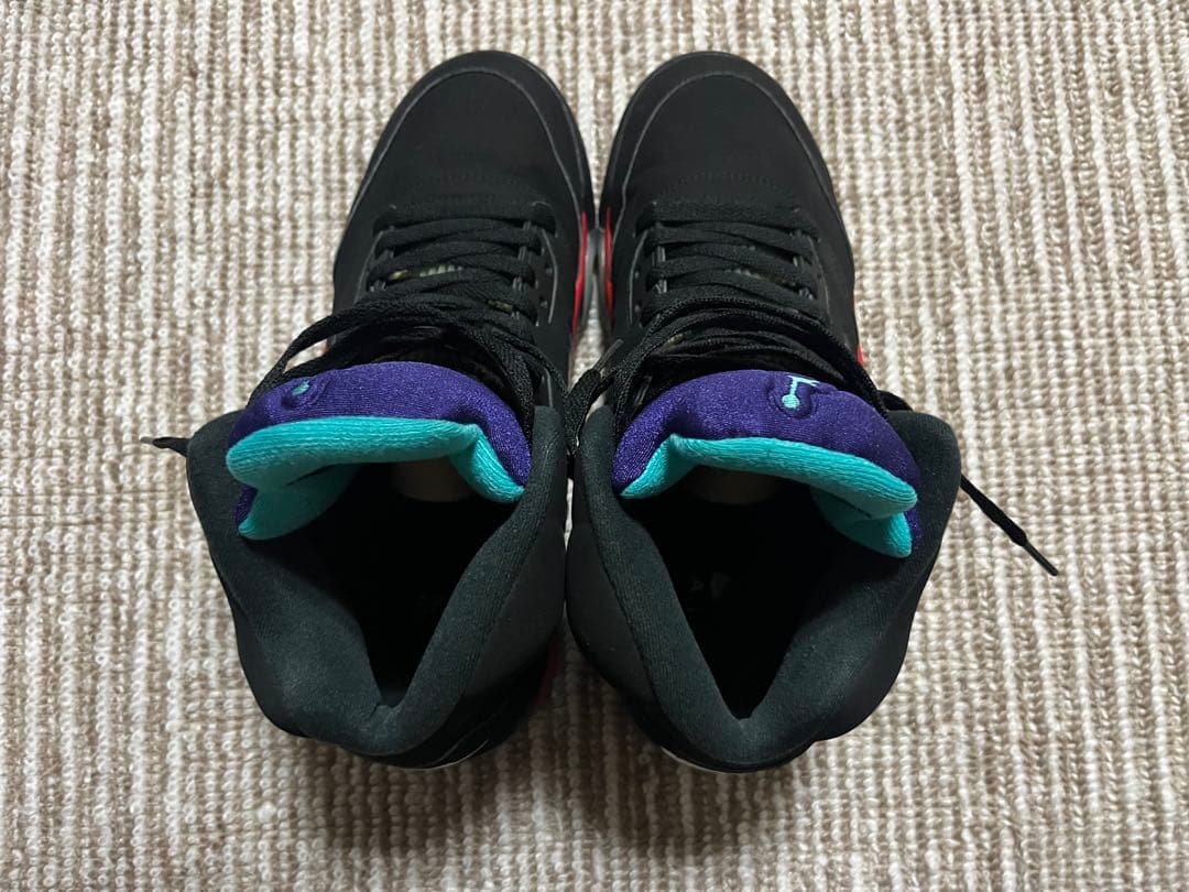 NIKE AIR JORDAN 5 RETRO エアジョーダン5 レトロ