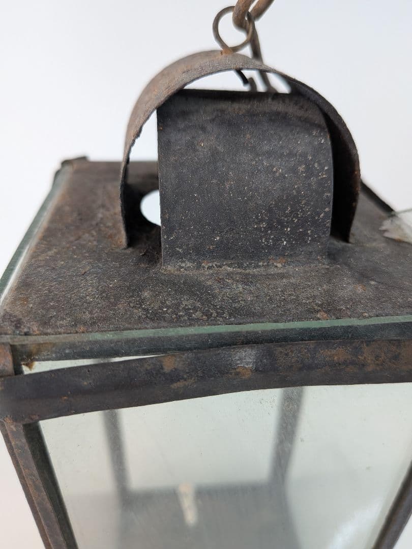 【 ヴィンテージ 】 オイルランタン／ガラスケース／吊り下げランプ