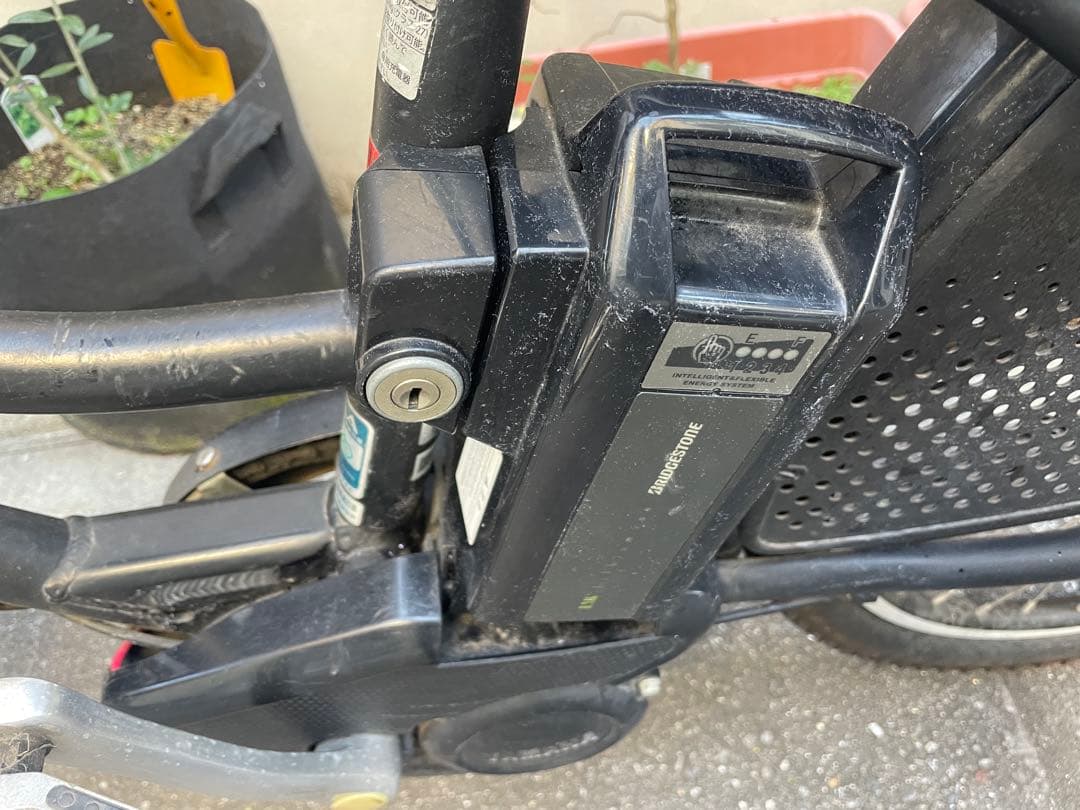 HYDEE II 電動アシスト自転車 子供乗せチャイルドシート付き（2人分）