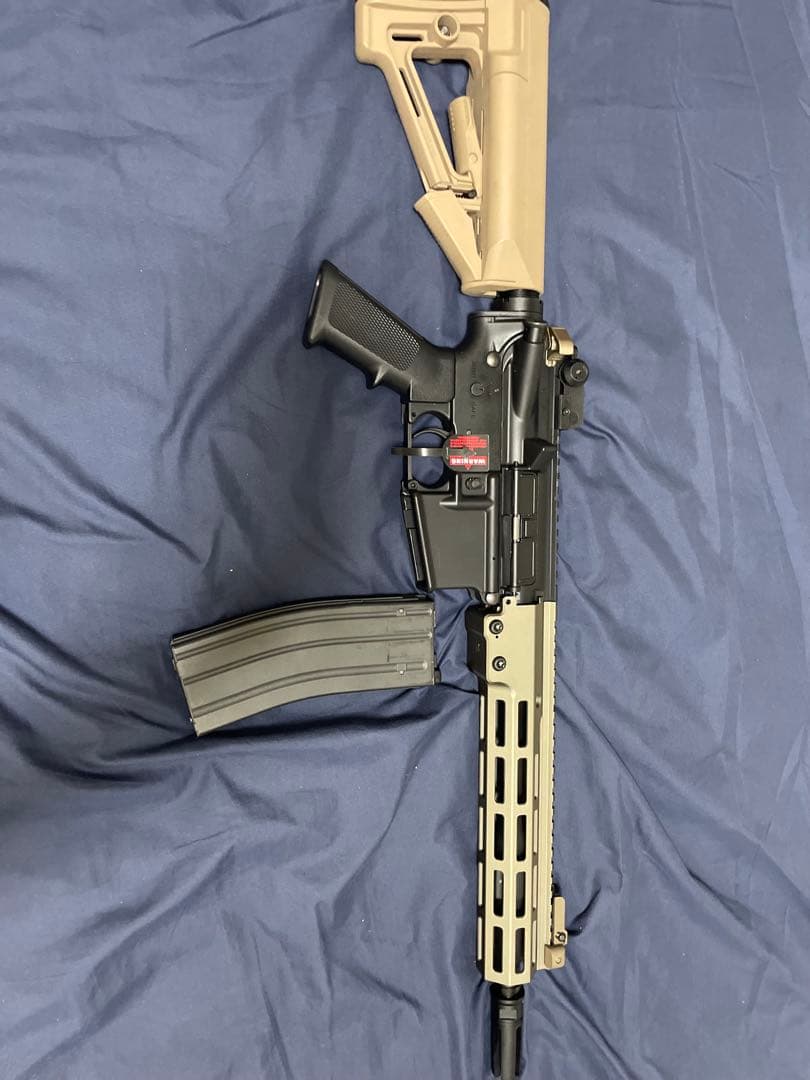 東京マルイ URG-I ガスブローバック ブラック/タン