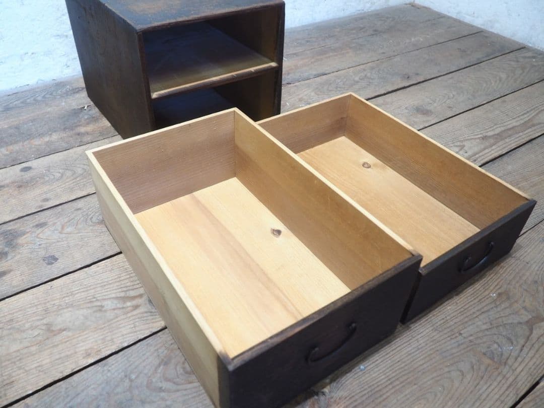 1267 アンティーク　小引き出し　収納棚　ケース　展示台　古家具古道具　レトロ