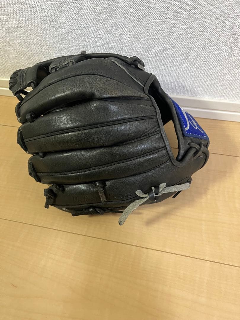 と*こ様 激レア廃盤モデル！Slugger KSG-L5S 黒色グローブ　辻発彦