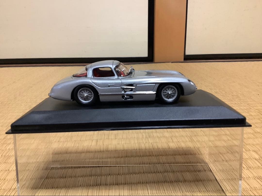ベンツ　1/43ミニカー４台セット 分売可能