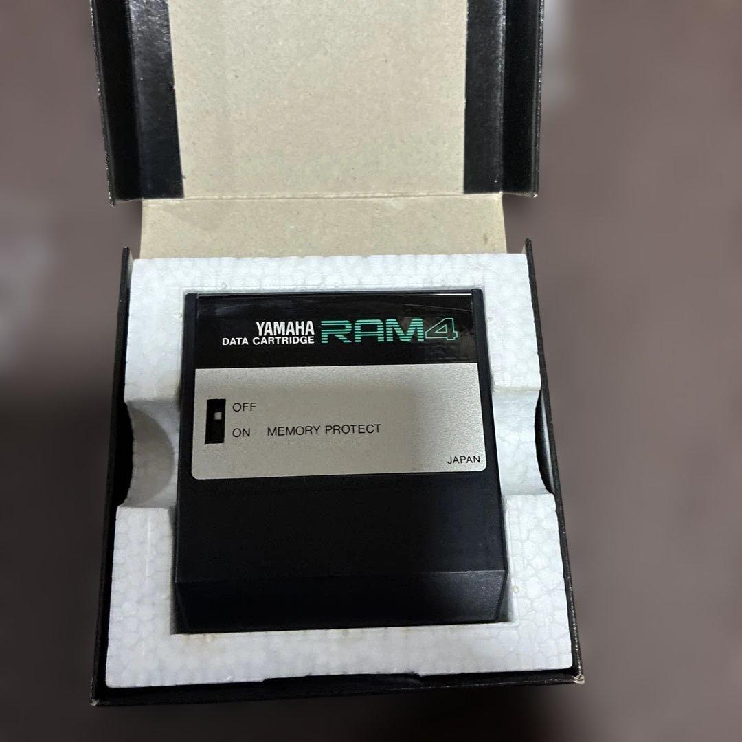 YAMAHA RAM4 カートリッジ４DX-7Ⅱ等箱有り