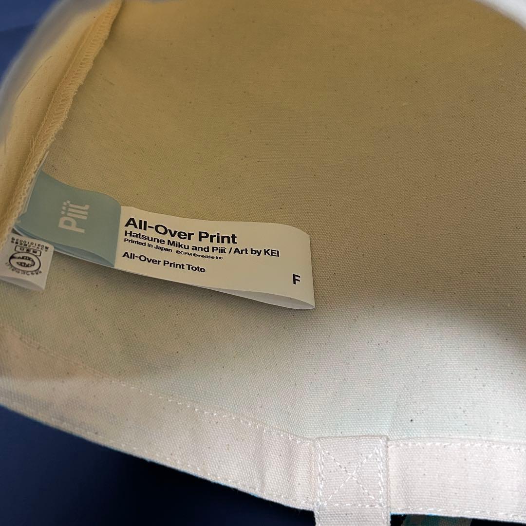 初音ミク オールオーバープリントトートバッグ Piit《販売終了品》