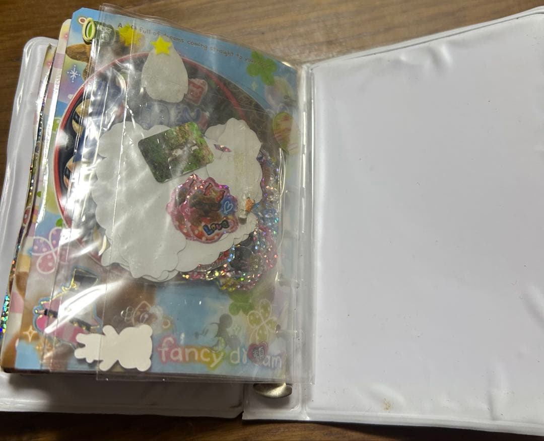 シール帳　昔の完成品