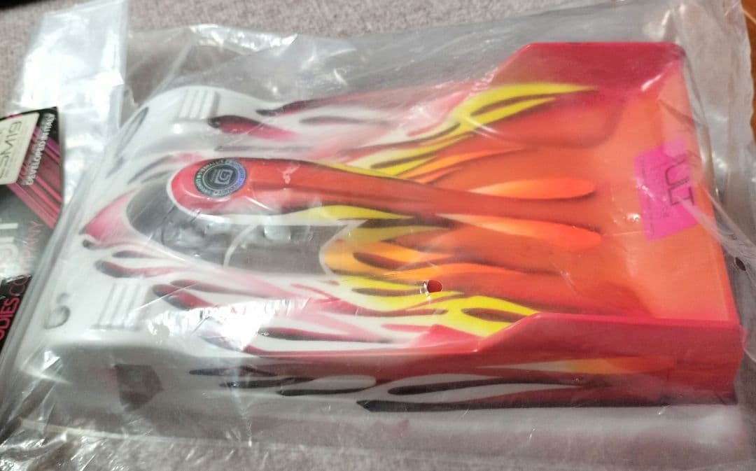 ラジコン　ビティデザイン　ボディ　②