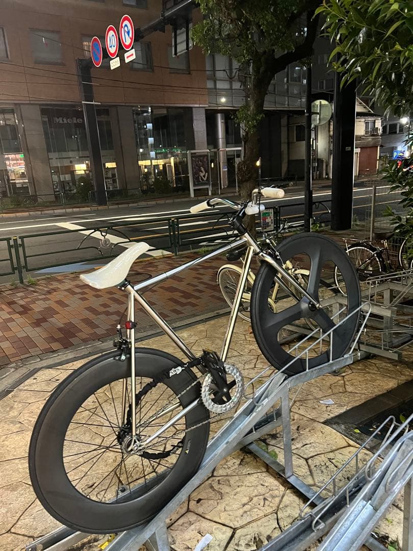 ピストバイク　カーボンホイールセット ディープリム（フリーギア付き）