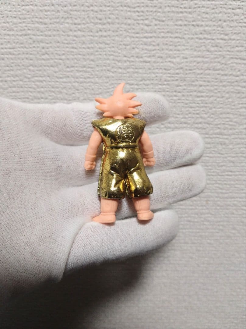 ドラゴンボール　メタルジャケット　クロスアップ　消しゴム　孫悟空　フィギュア