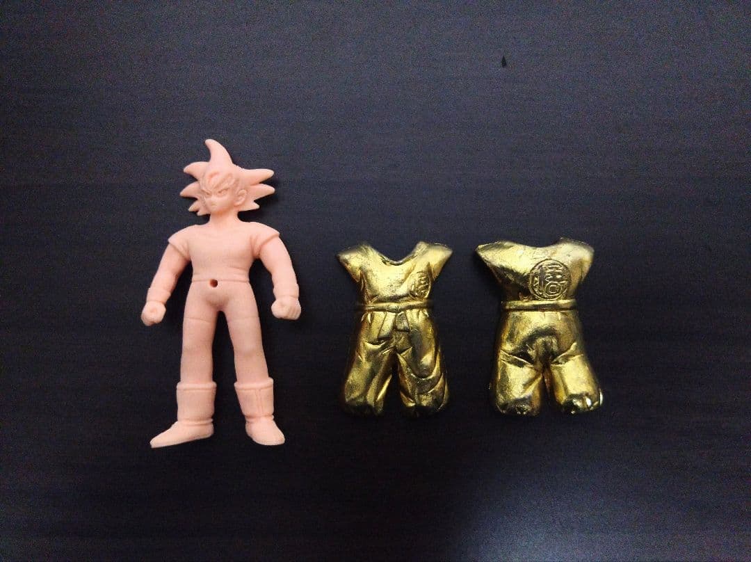 ドラゴンボール　メタルジャケット　クロスアップ　消しゴム　孫悟空　フィギュア