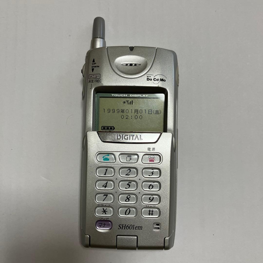 ガラケー　モックアップ　SH601em