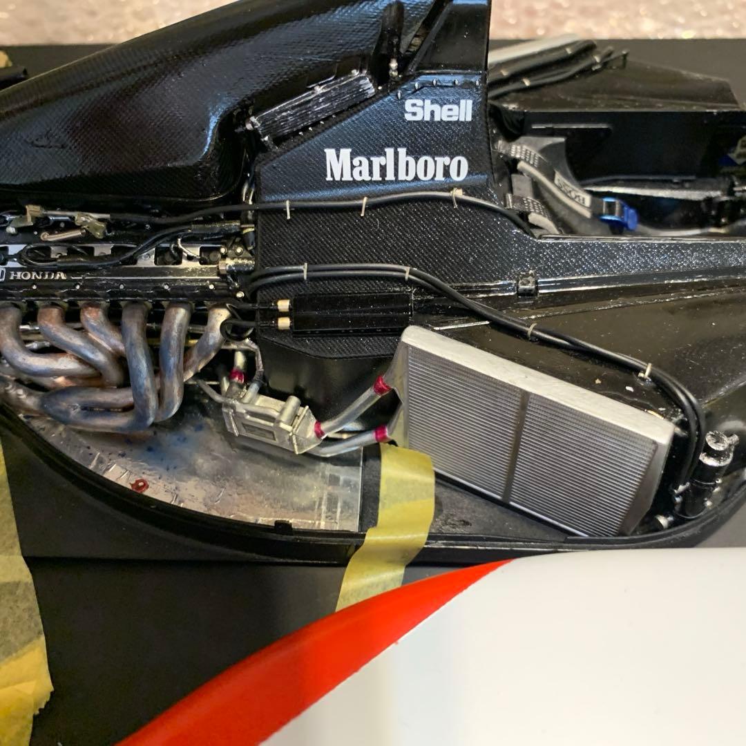 白*魔様 タミヤ　マクラーレン MP4/6 1/12スケールモデル完成品＆セナフ