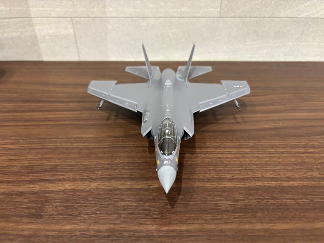 11/1まで出品　タミヤ　1/72 F-35C ライトニングⅡ 飛行機プラモデル