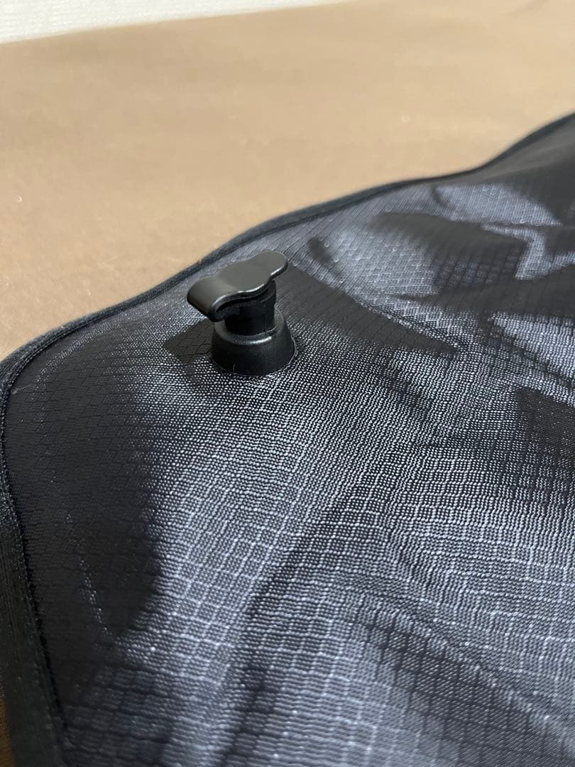 RAKUNA睡眠用肩甲骨ほぐしピロー